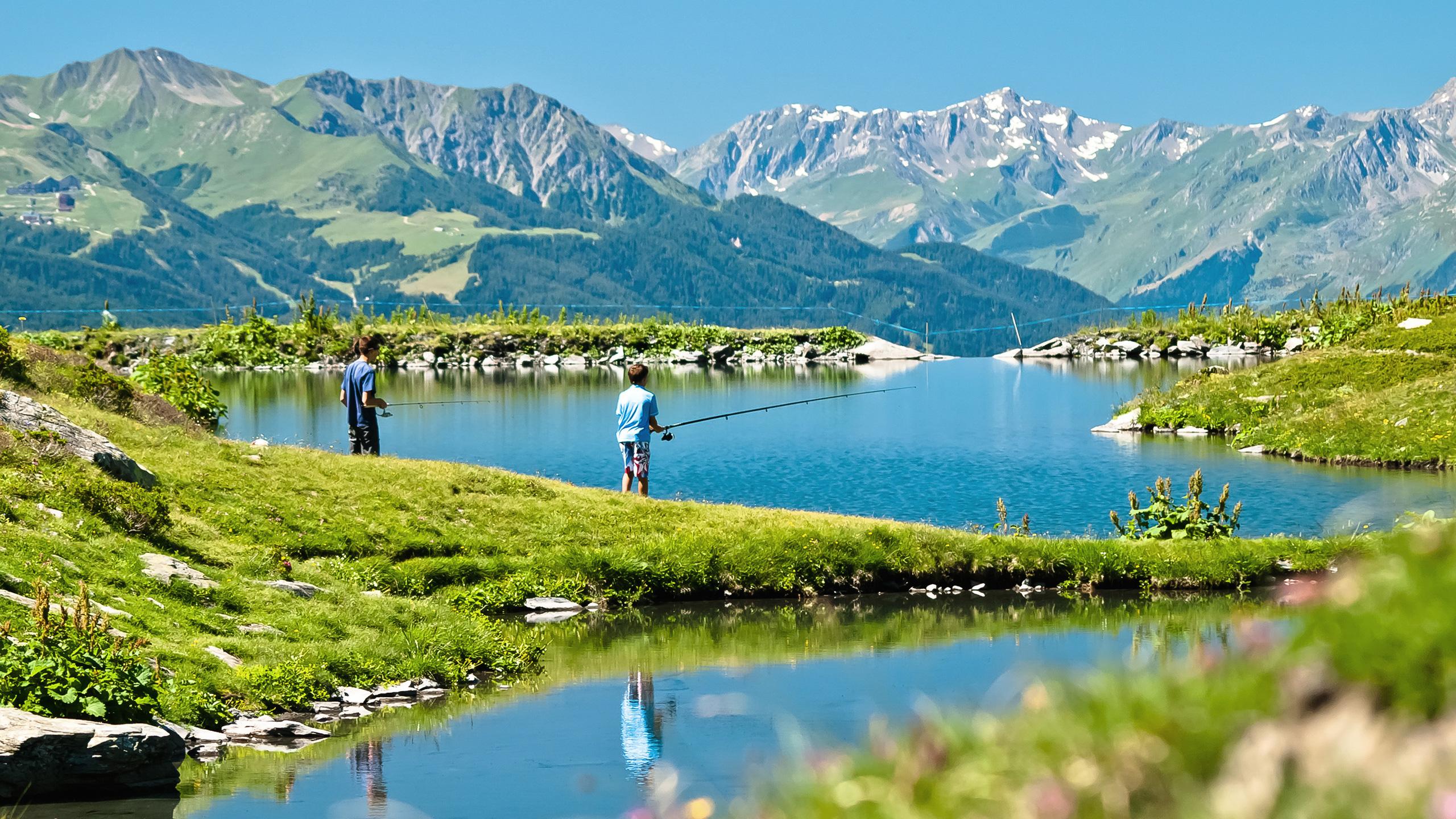 Pêcheur dans un lac de Tarentaise Vanoise