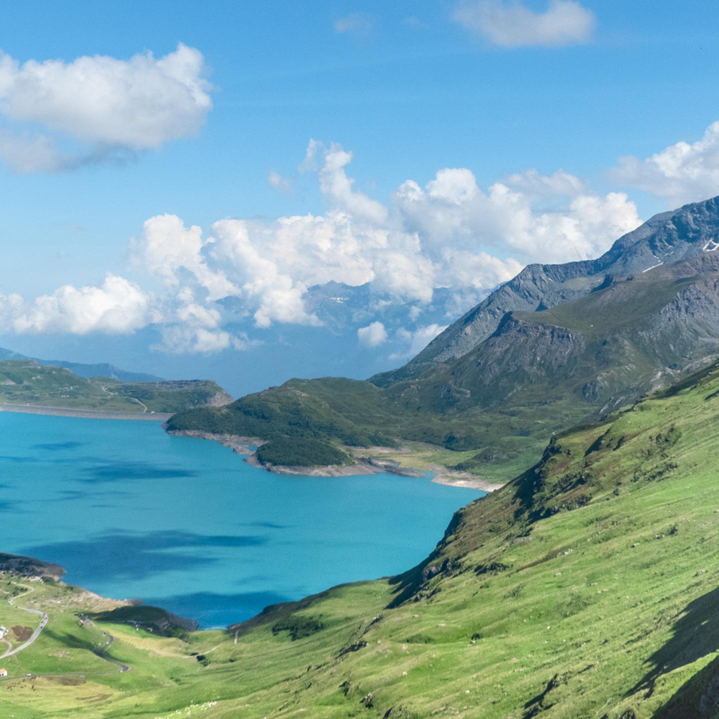 Lac du Mont-Cenis en été 