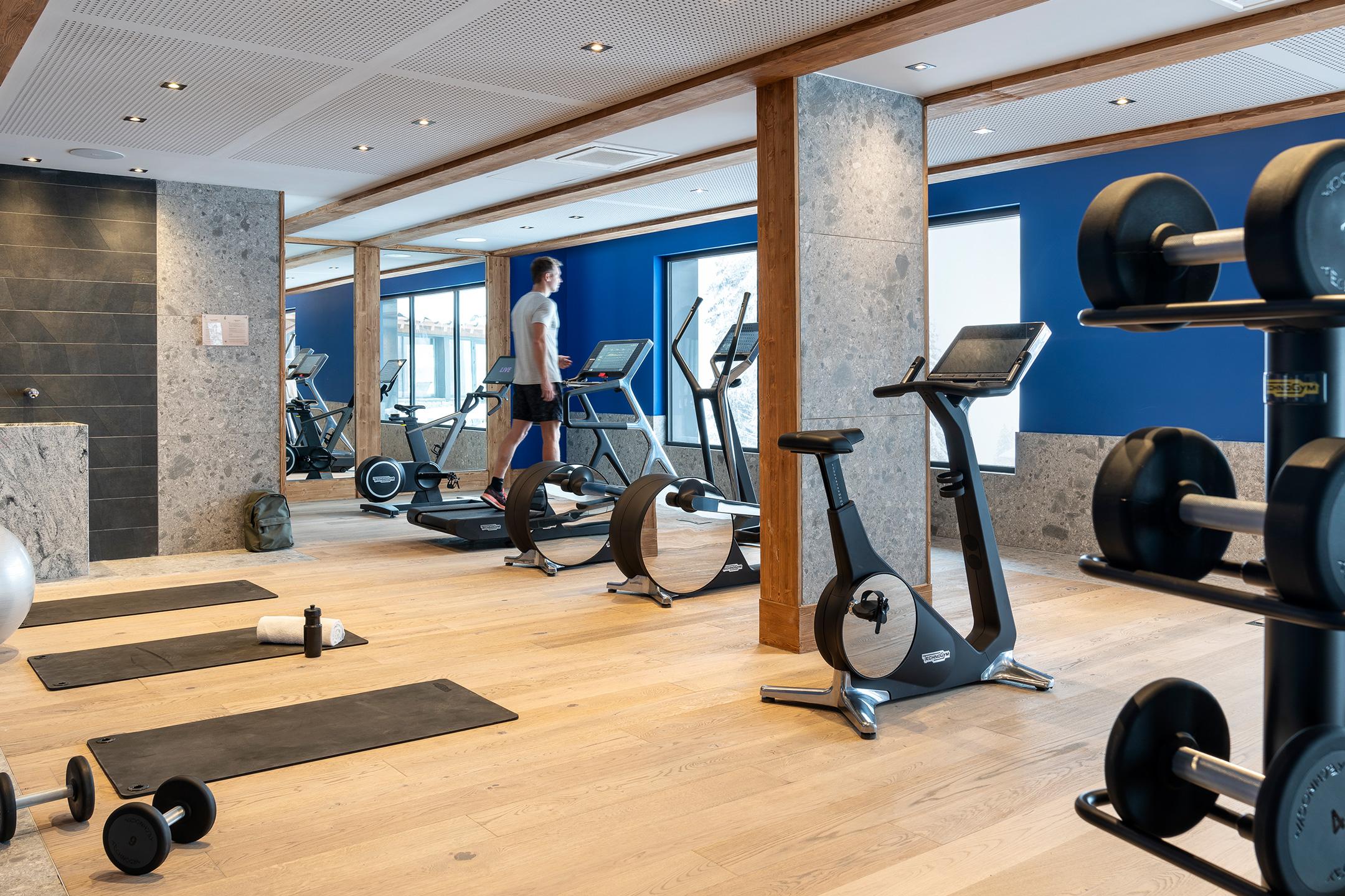 Salle de fitness de l'espace bien-être du Hameau de l'Ours à Manigod La Croix Fry