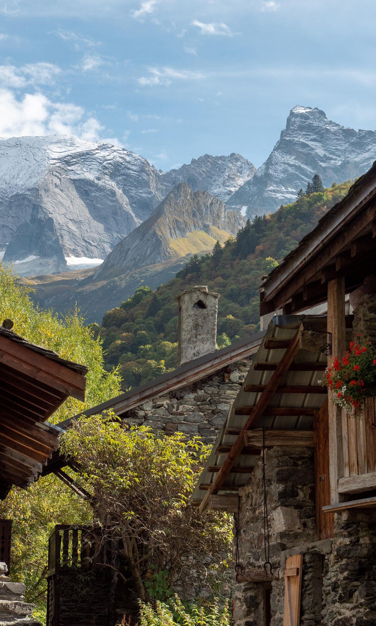 Champagny-en-Vanoise - Chalet de pierre et bois avec vue montagne