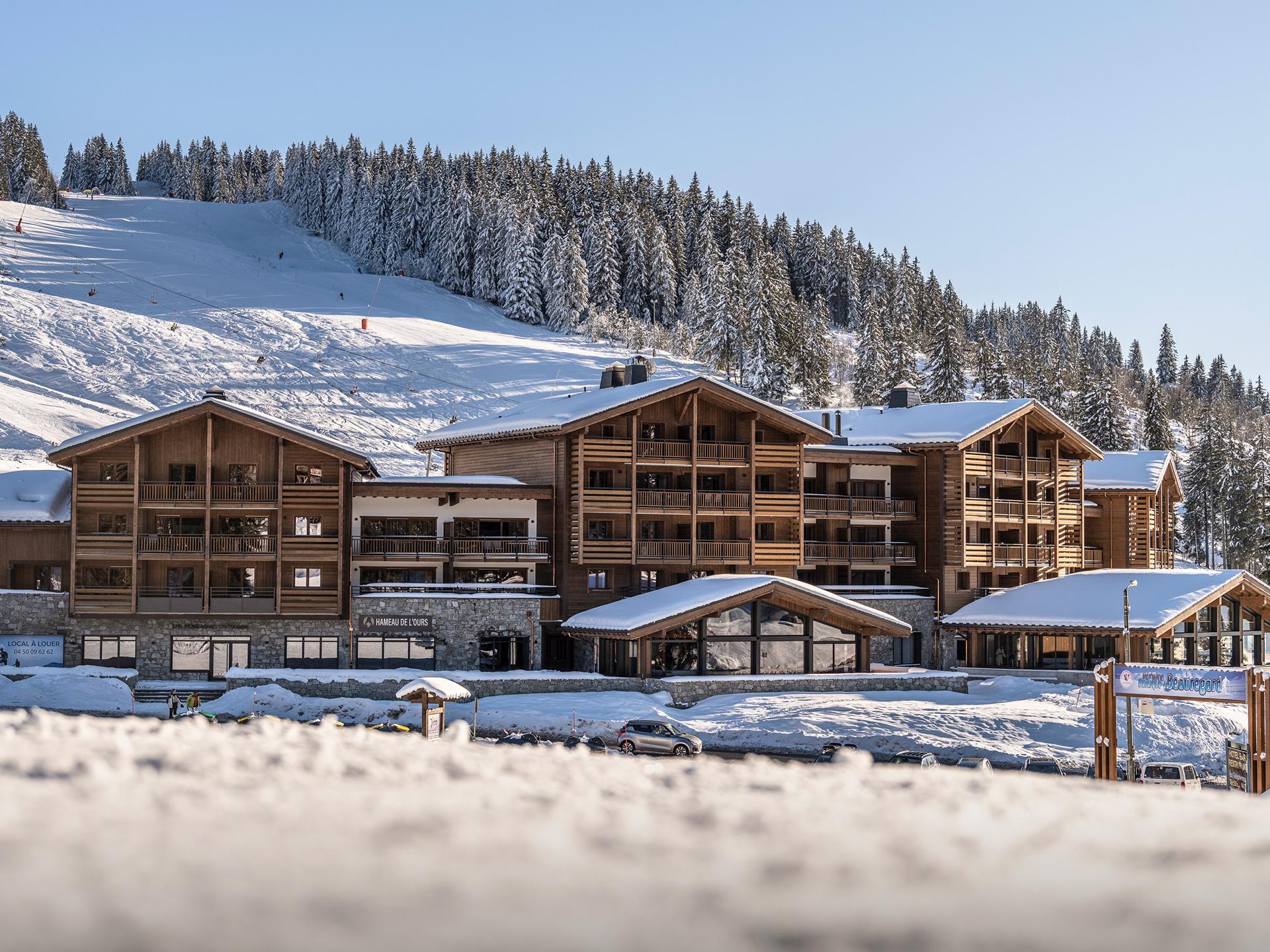 Vue extérieure de la résidence Hameau de l'Ours à Manigod 